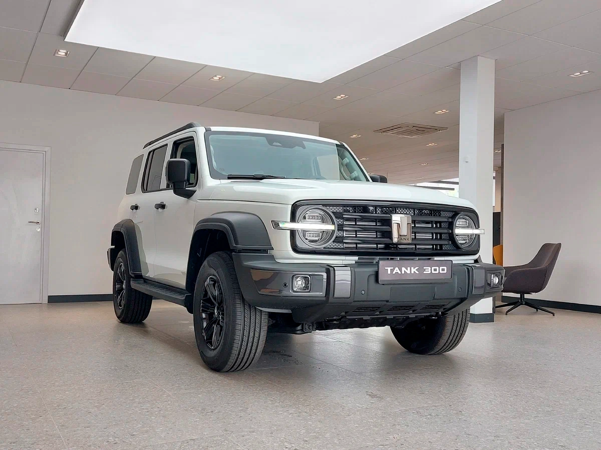 Tank 300 с салона по цене от 2 250 000 рублей
